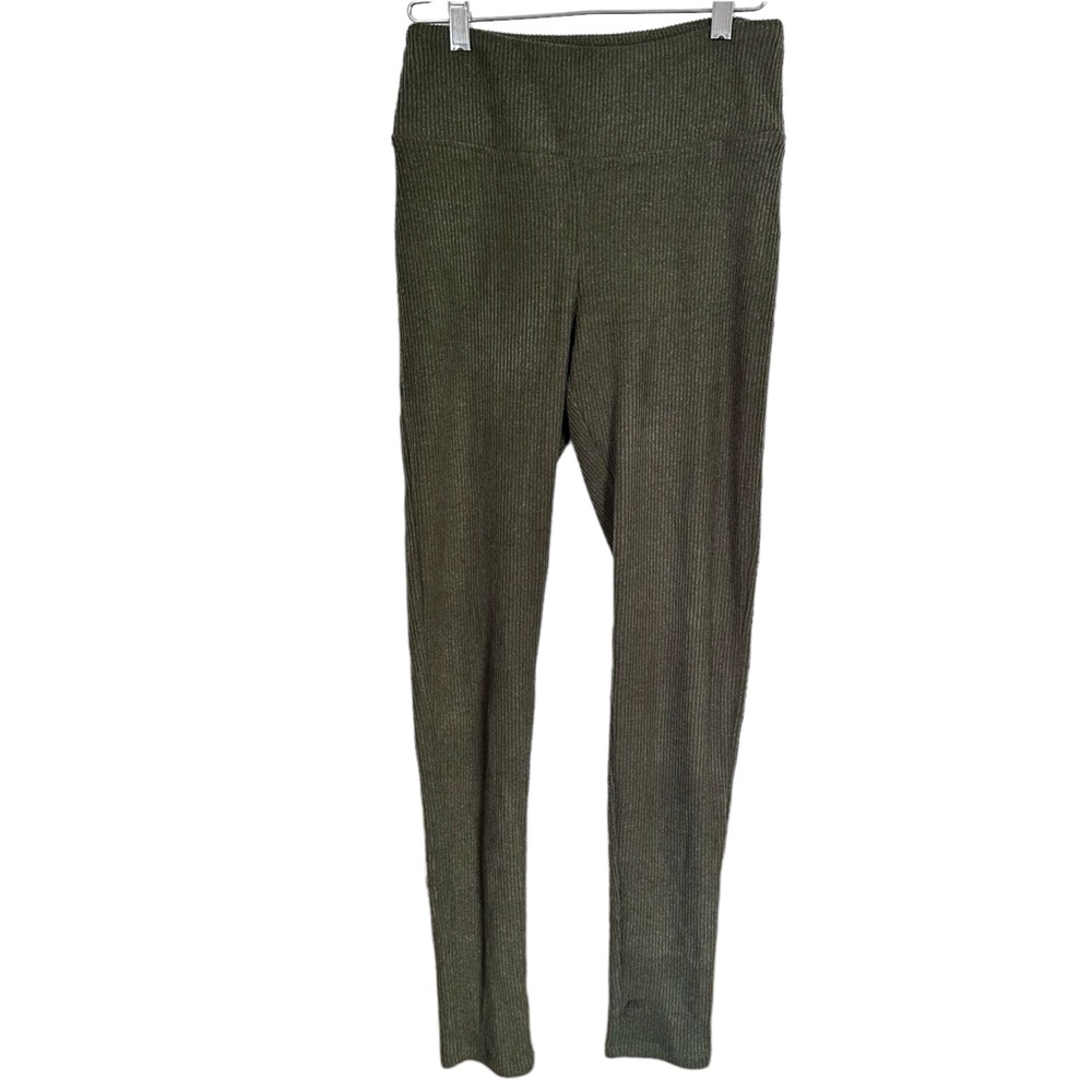 Pink Rose Women’s Sz M Dark Green Solid Cozy Soft Ribbed Knit Leggings Pull On
